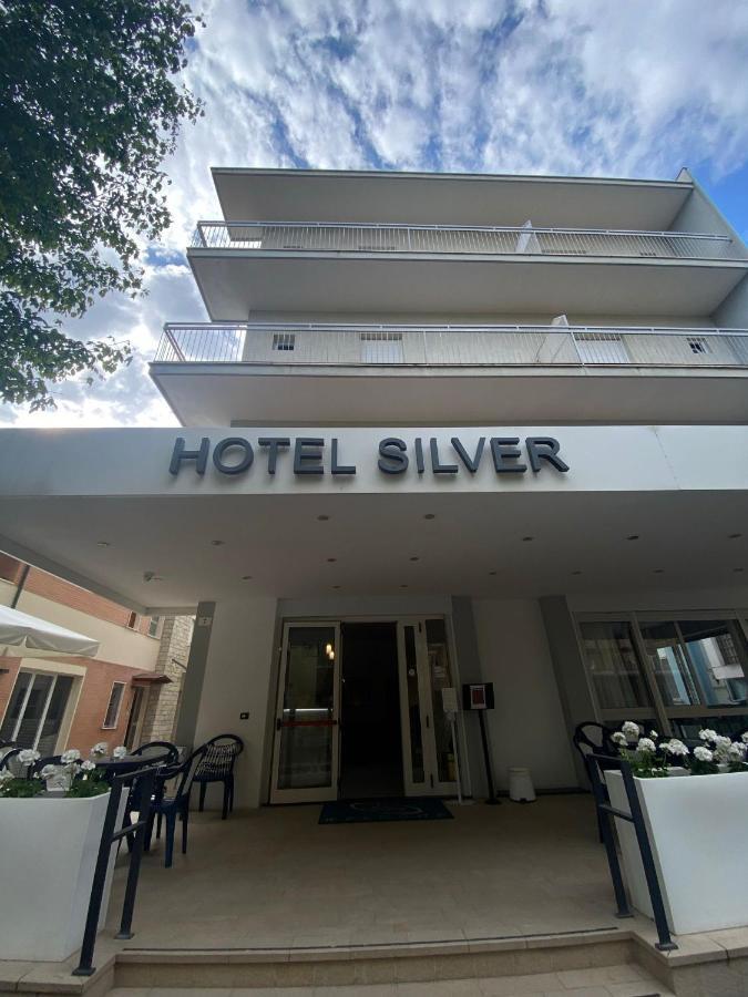 Hotel Silver Rimini Exteriör bild